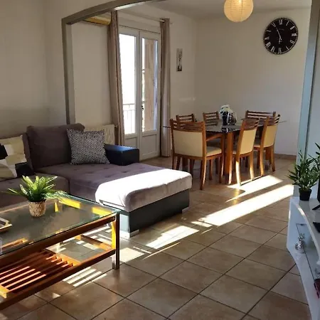 Apartment T3 Lumineux Proche Du Port